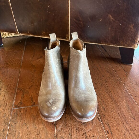 KORKS Ankle Boots/Booties. Size 8. Tan. NWOT - Picture 1 of 8